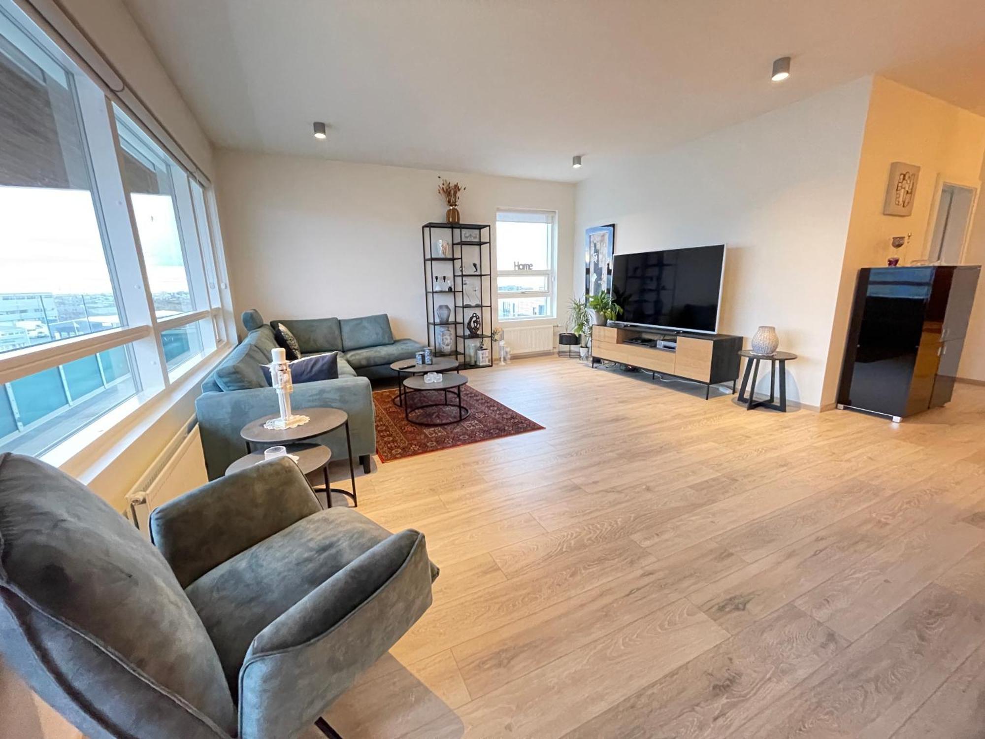 Modern And Spacious 3 Bedroom Apartment In Kopavogur Рейкьявик Экстерьер фото